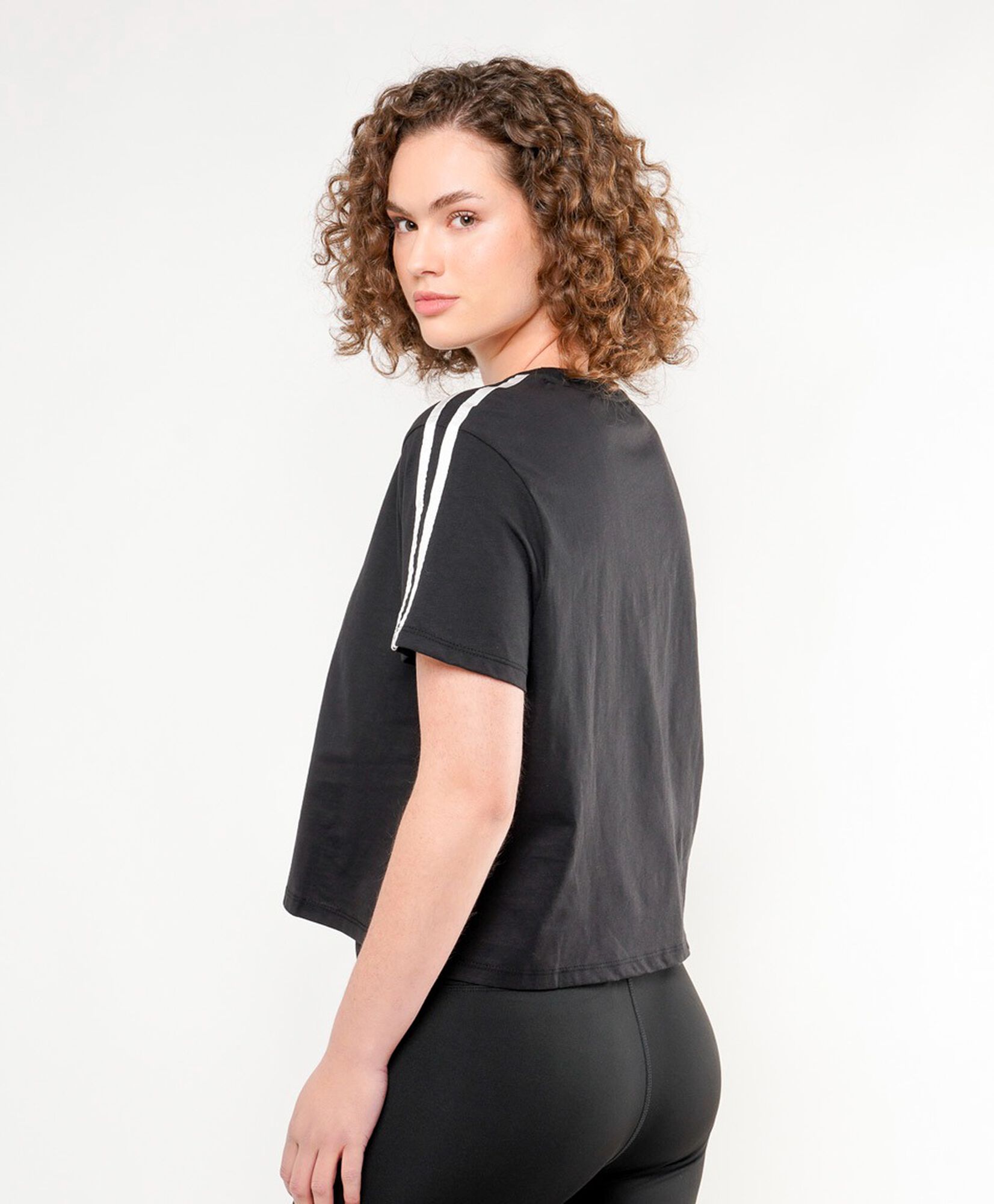 Polera deportiva mujer doble línea Polera deportiva mujer doble línea