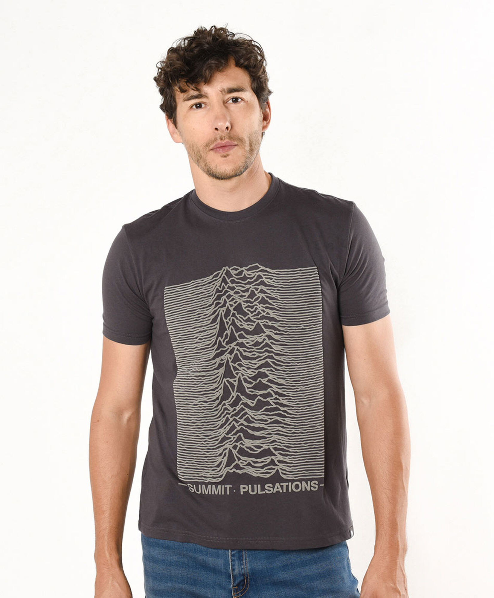 Polera hombre pulsations Polera hombre pulsations