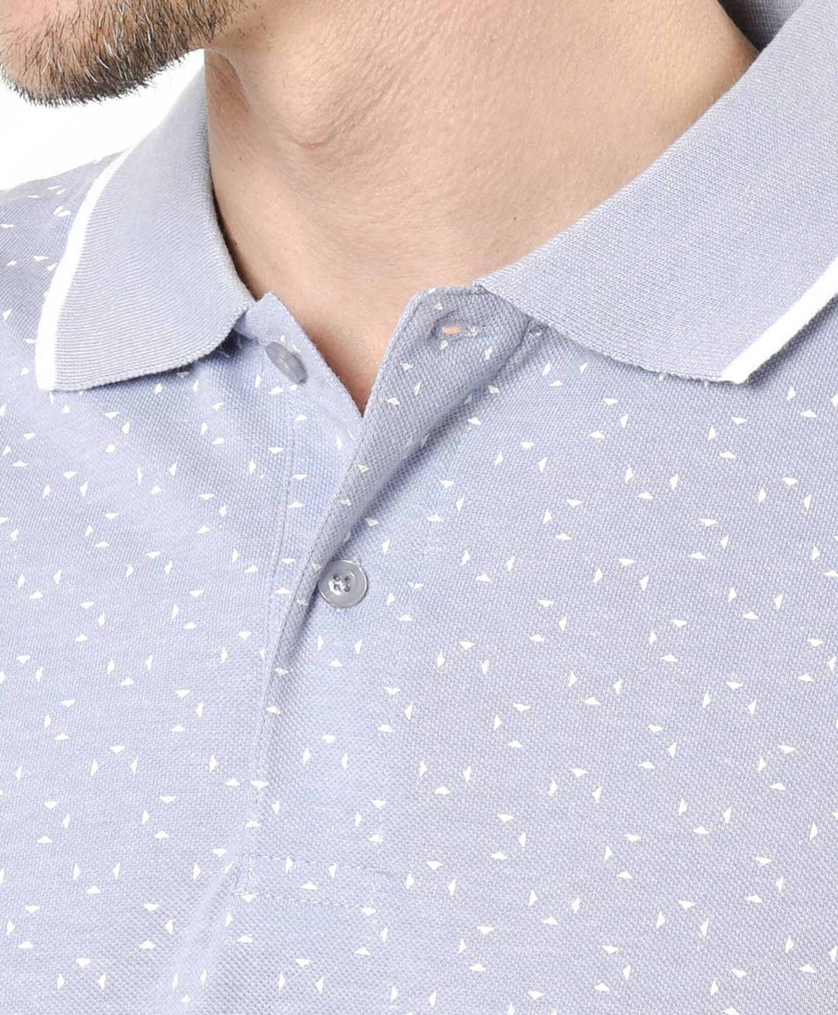 Polera hombre mini diseño cuello piqué Polera hombre mini diseño cuello piqué
