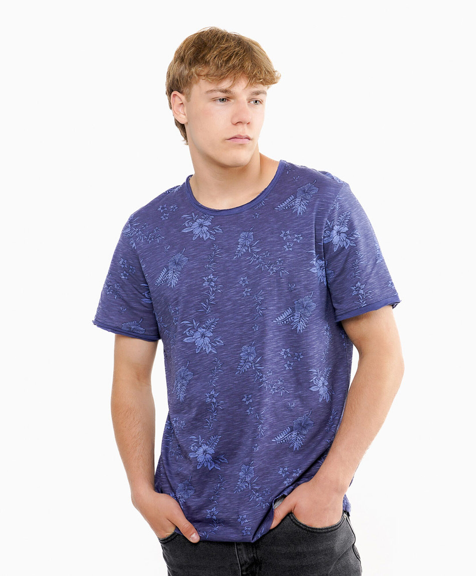 Polera hombre minimal move Polera hombre minimal move