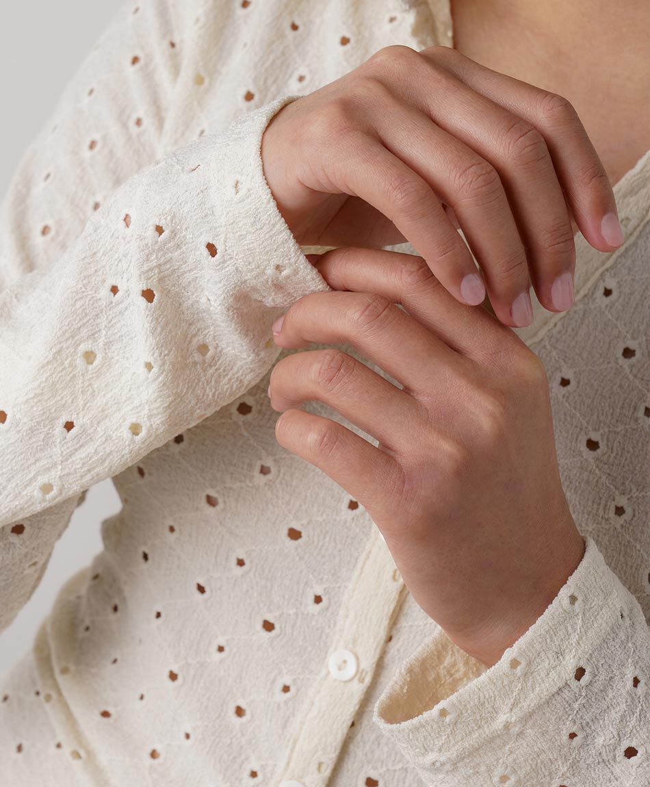 Blusa mujer calada