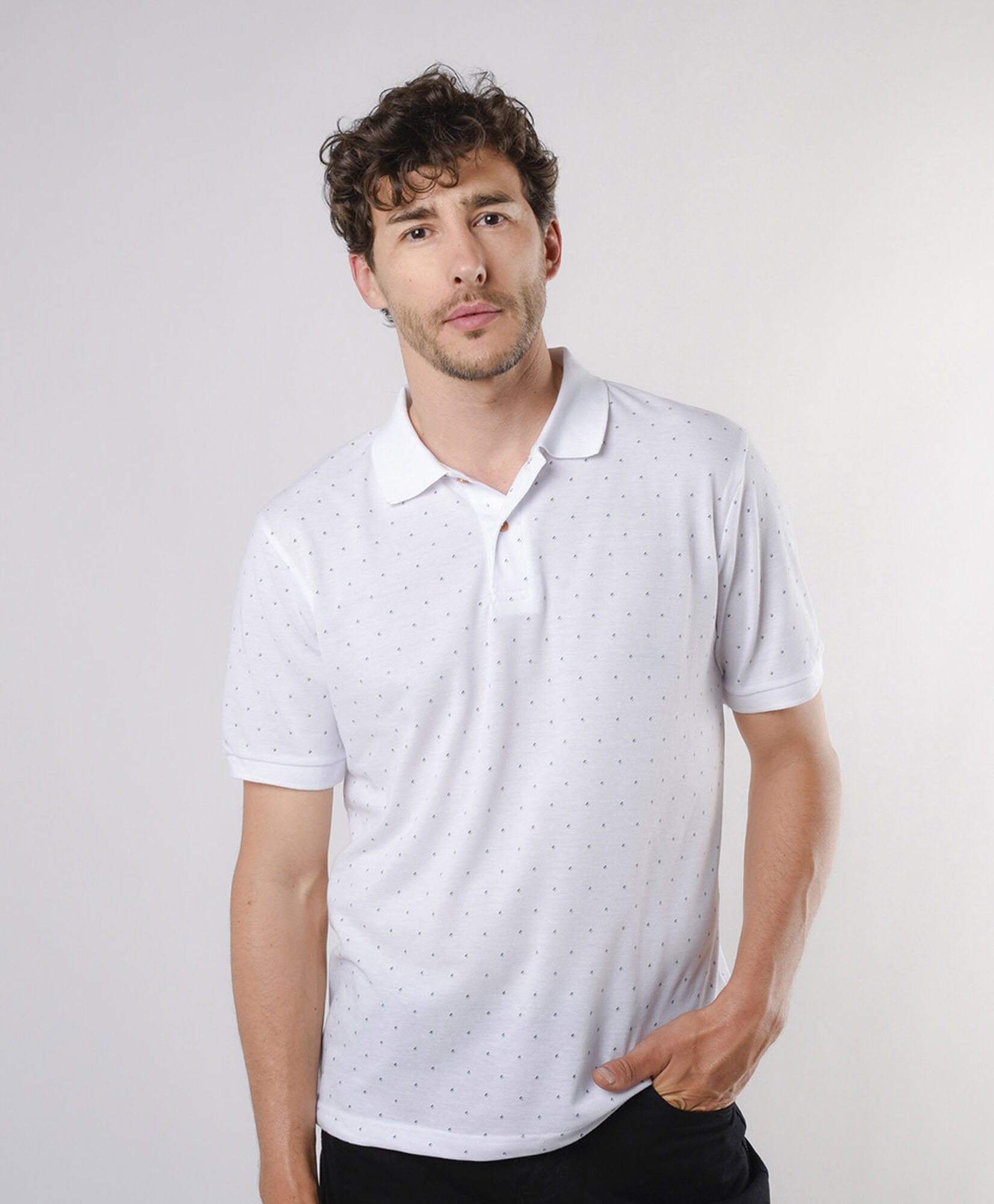 Polera hombre mini línea cuello piqué Polera hombre mini línea cuello piqué