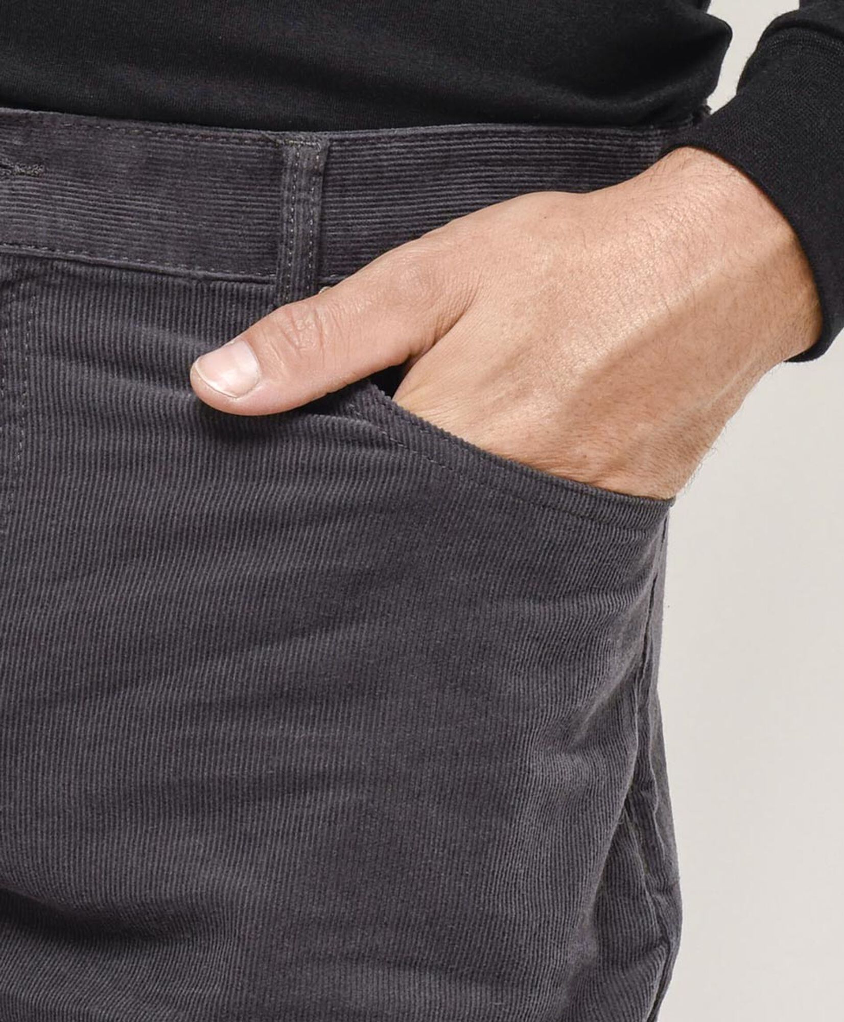 Pantalón hombre corderoy gris Pantalón hombre corderoy gris