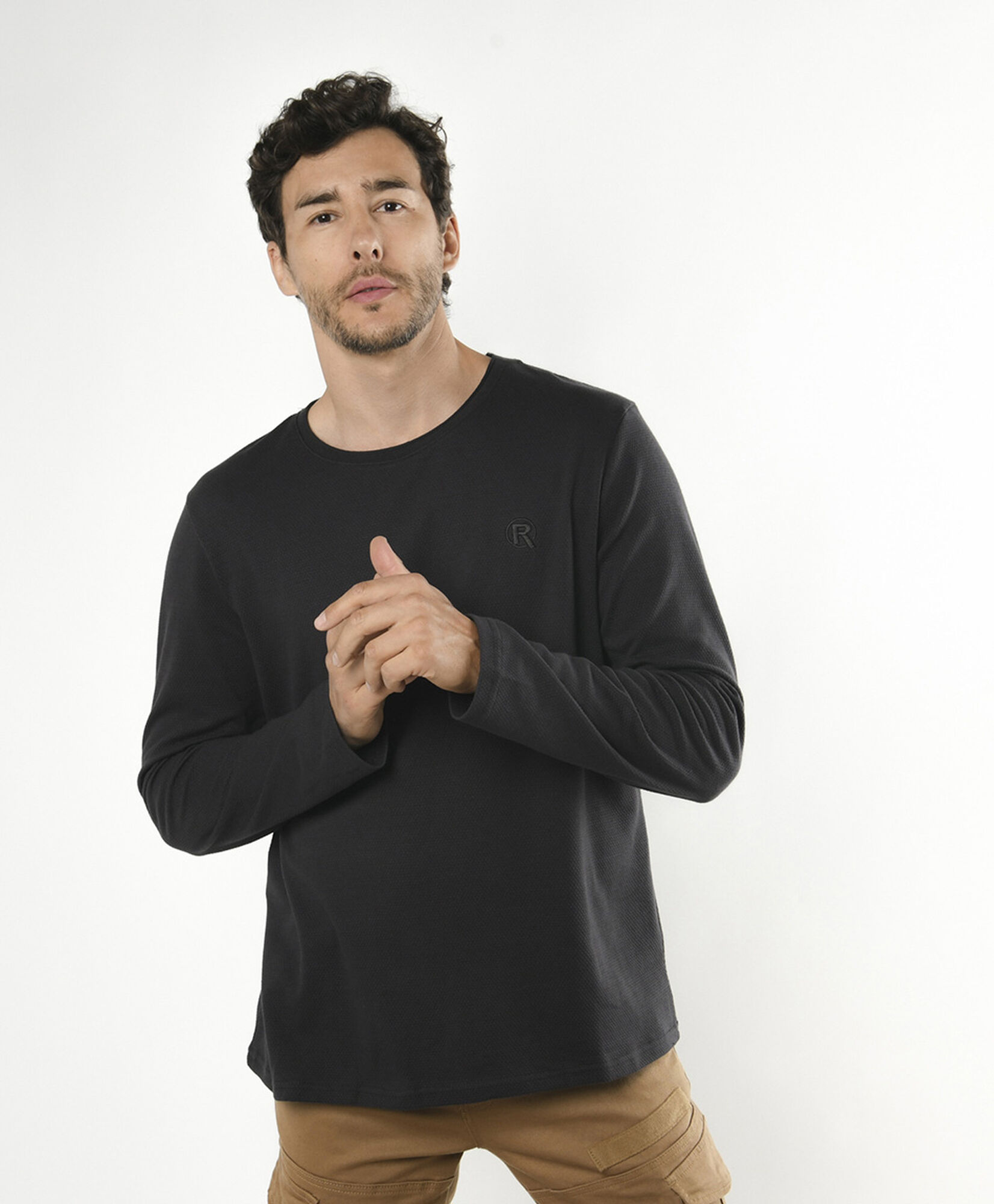 Polera hombre lisa manga larga Polera hombre lisa manga larga