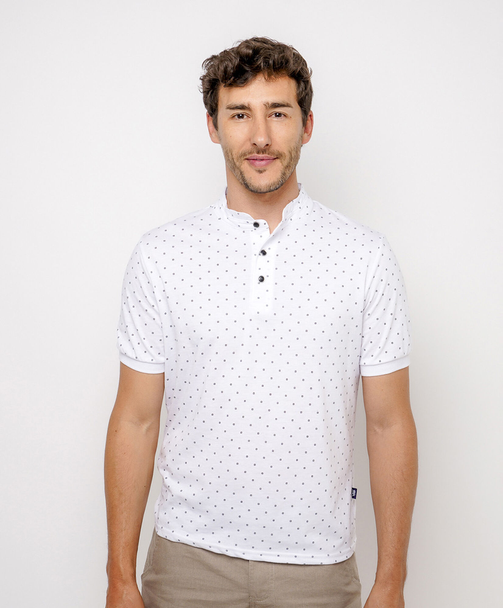 Polera hombre print botones Polera hombre print botones