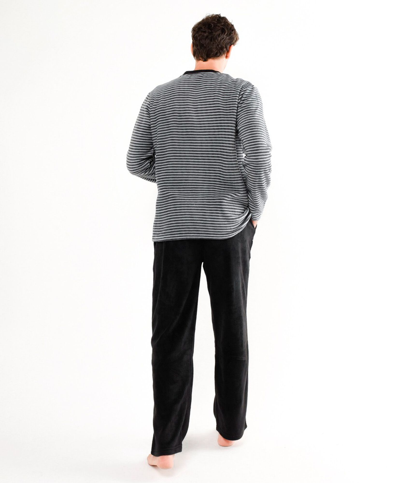 Pijama hombre polar líneas gris Pijama hombre polar líneas gris