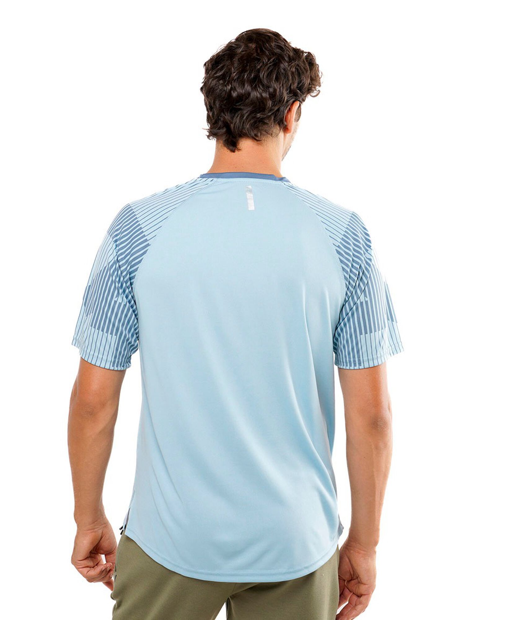 Polera deportiva hombre move your body Polera deportiva hombre move your body