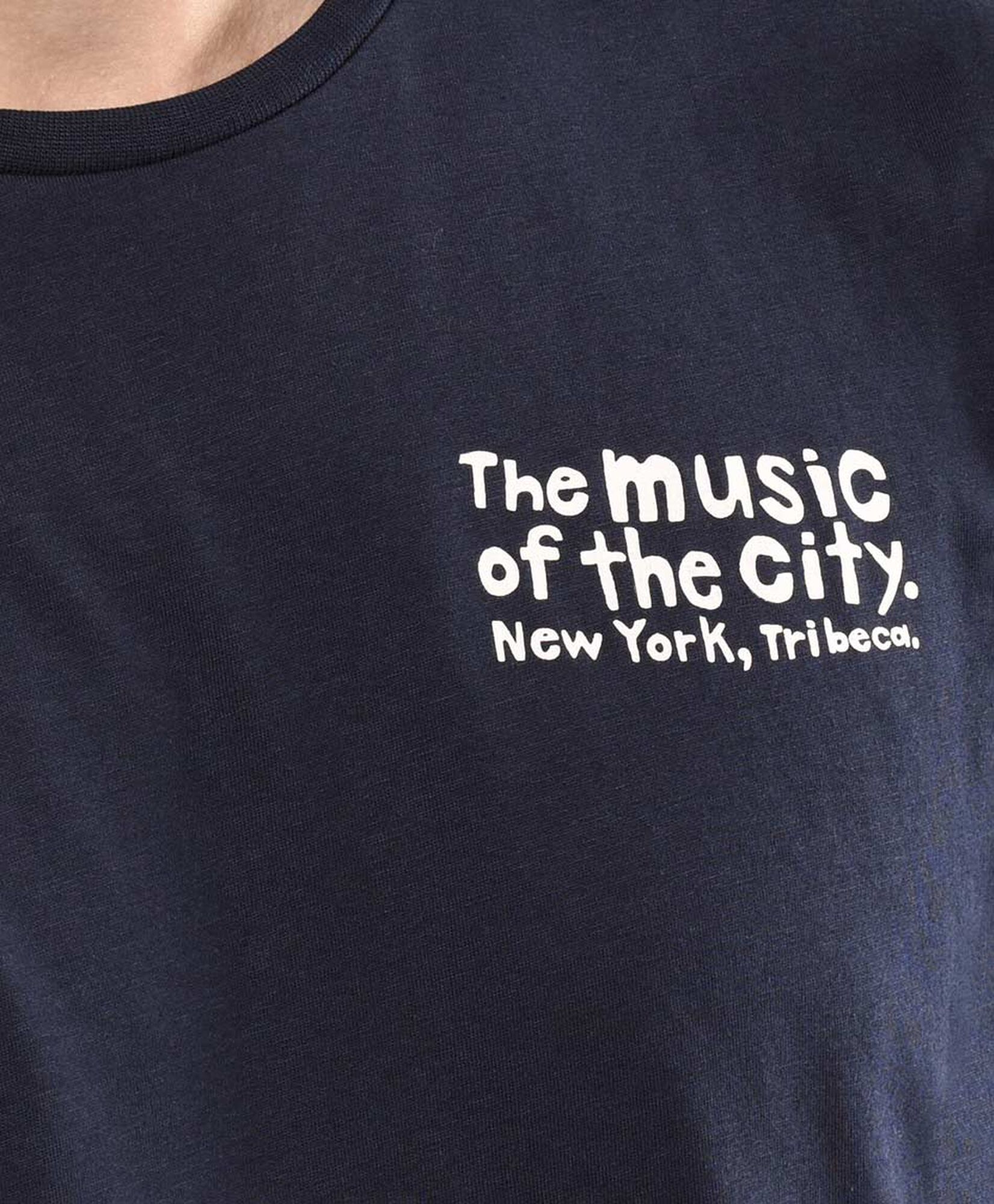 Polera hombre doble estampado music Polera hombre doble estampado music