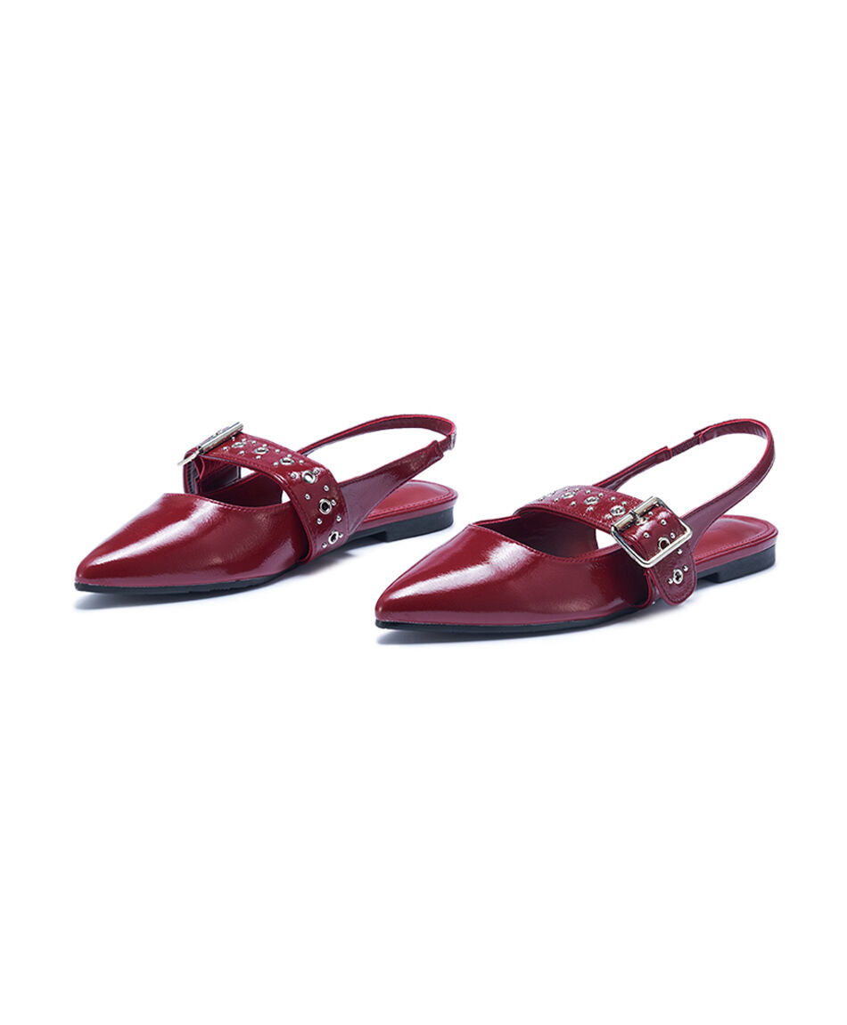 Zapato mujer dise&ntilde;o punta charol