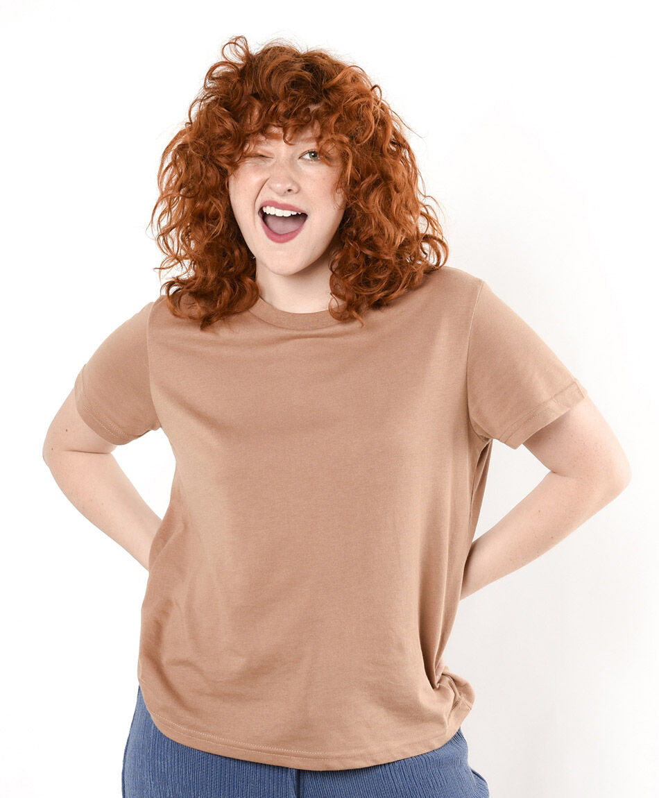 Polera mujer lisa camel