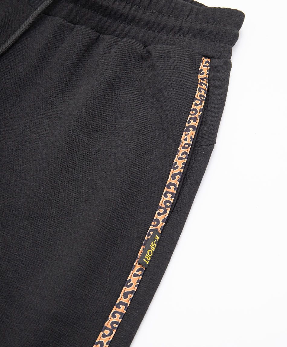 Pantal&oacute;n deportivo mujer l&iacute;nea animal print