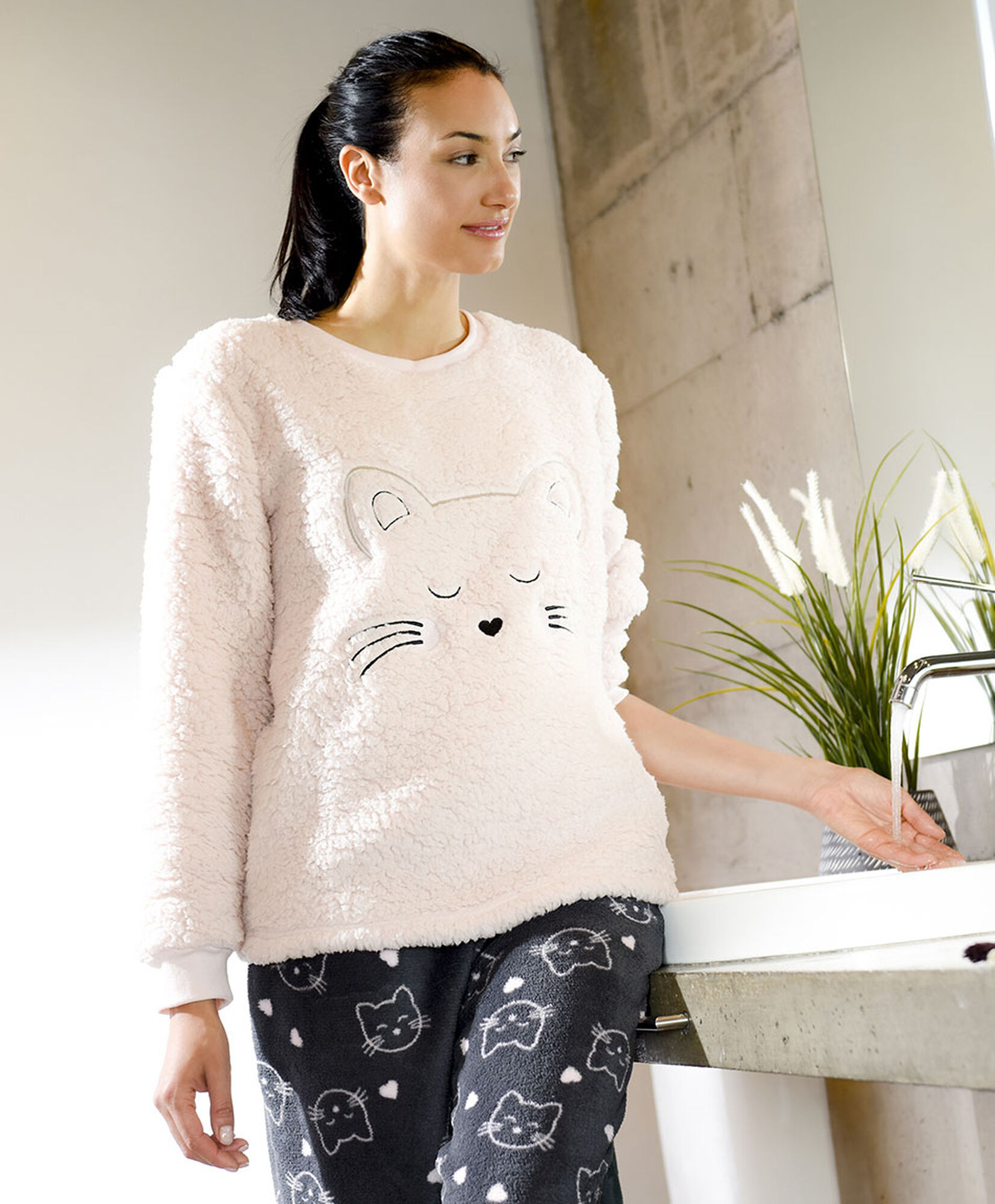 Pijama mujer chiporro gatitos Pijama mujer chiporro gatitos