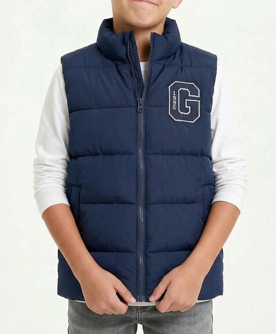 Parka ni&ntilde;o sin mangas letra c