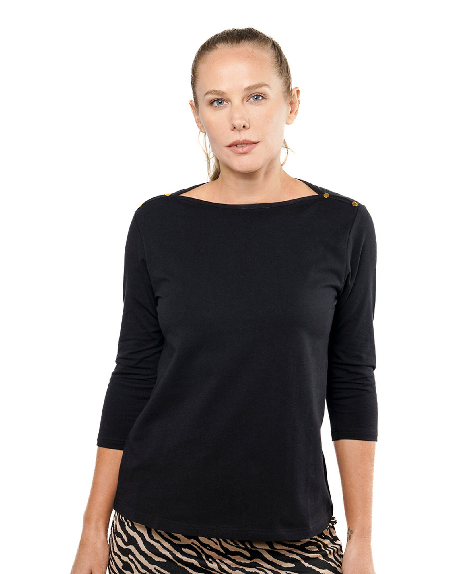 Polera mujer cuello bote botones negra Polera mujer cuello bote botones negra