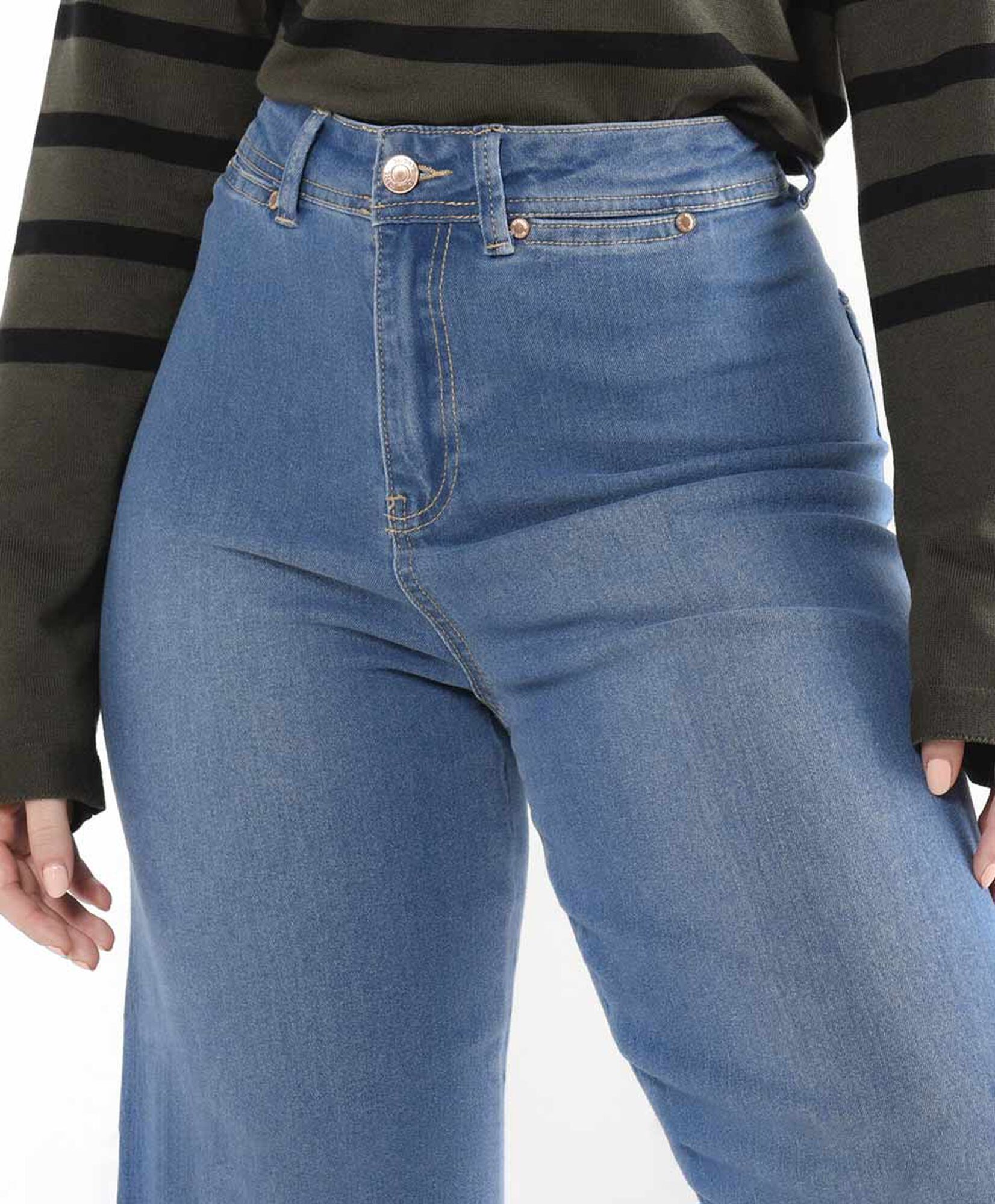 Jeans mujer bolsillos pequeños wide Jeans mujer bolsillos pequeños wide