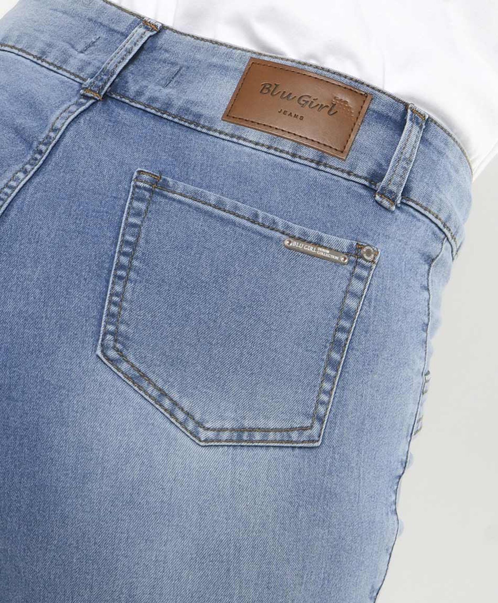Jeans mujer bolsillos diagonales flare Jeans mujer bolsillos diagonales flare