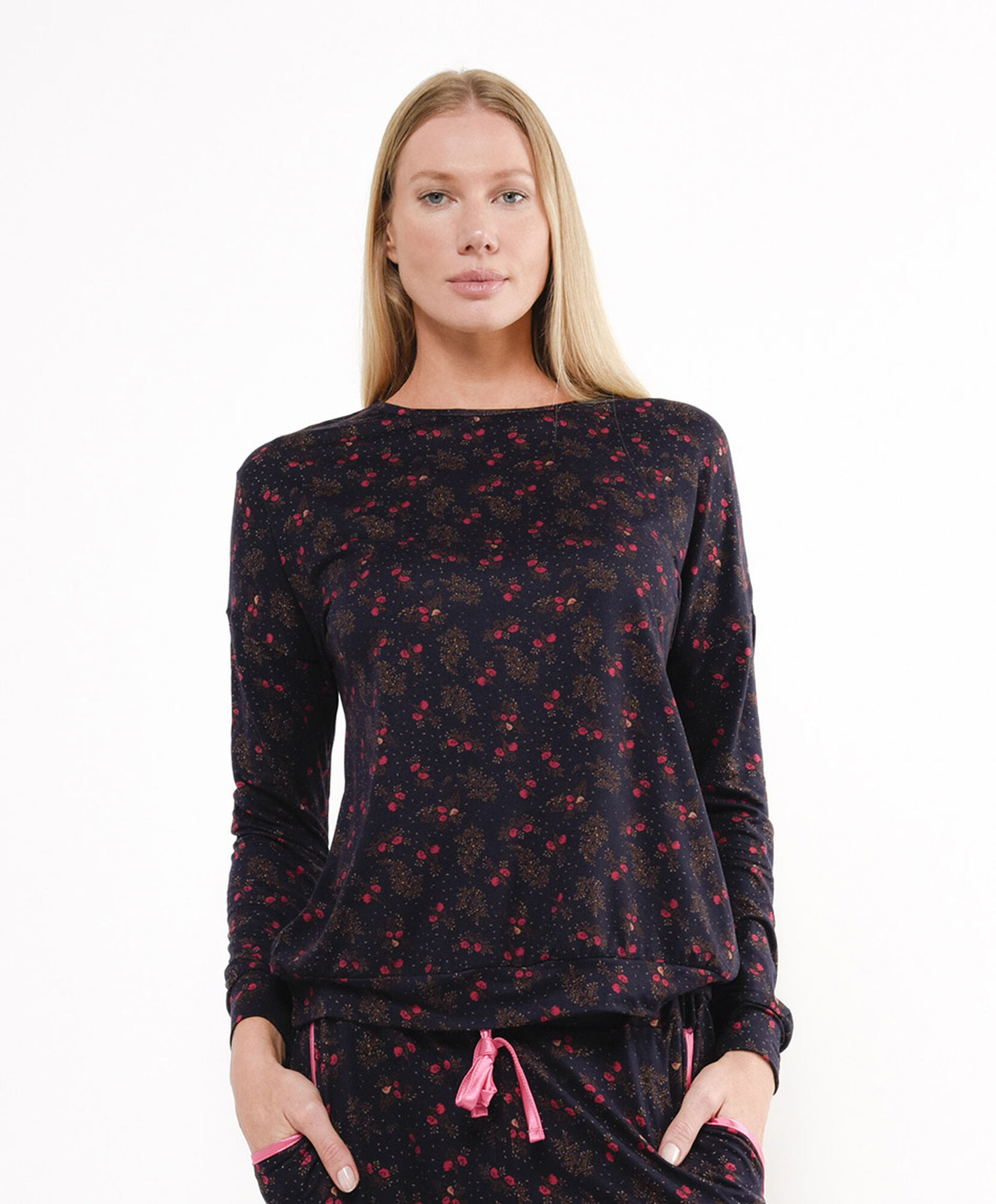 Pijama mujer bolsillos floreado Pijama mujer bolsillos floreado