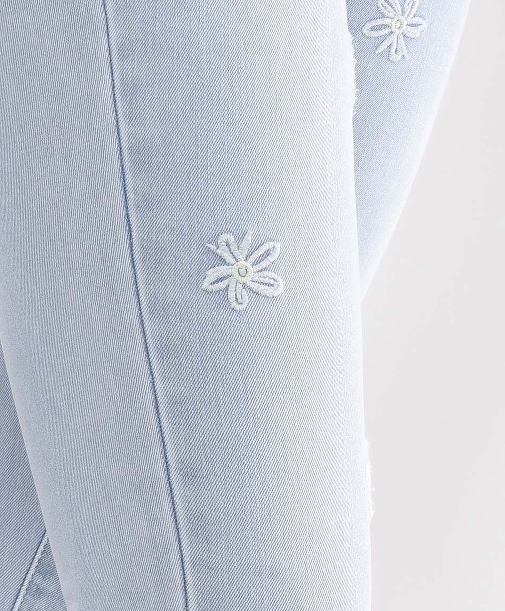 Jeans mujer bordado skinny fit Jeans mujer bordado skinny fit