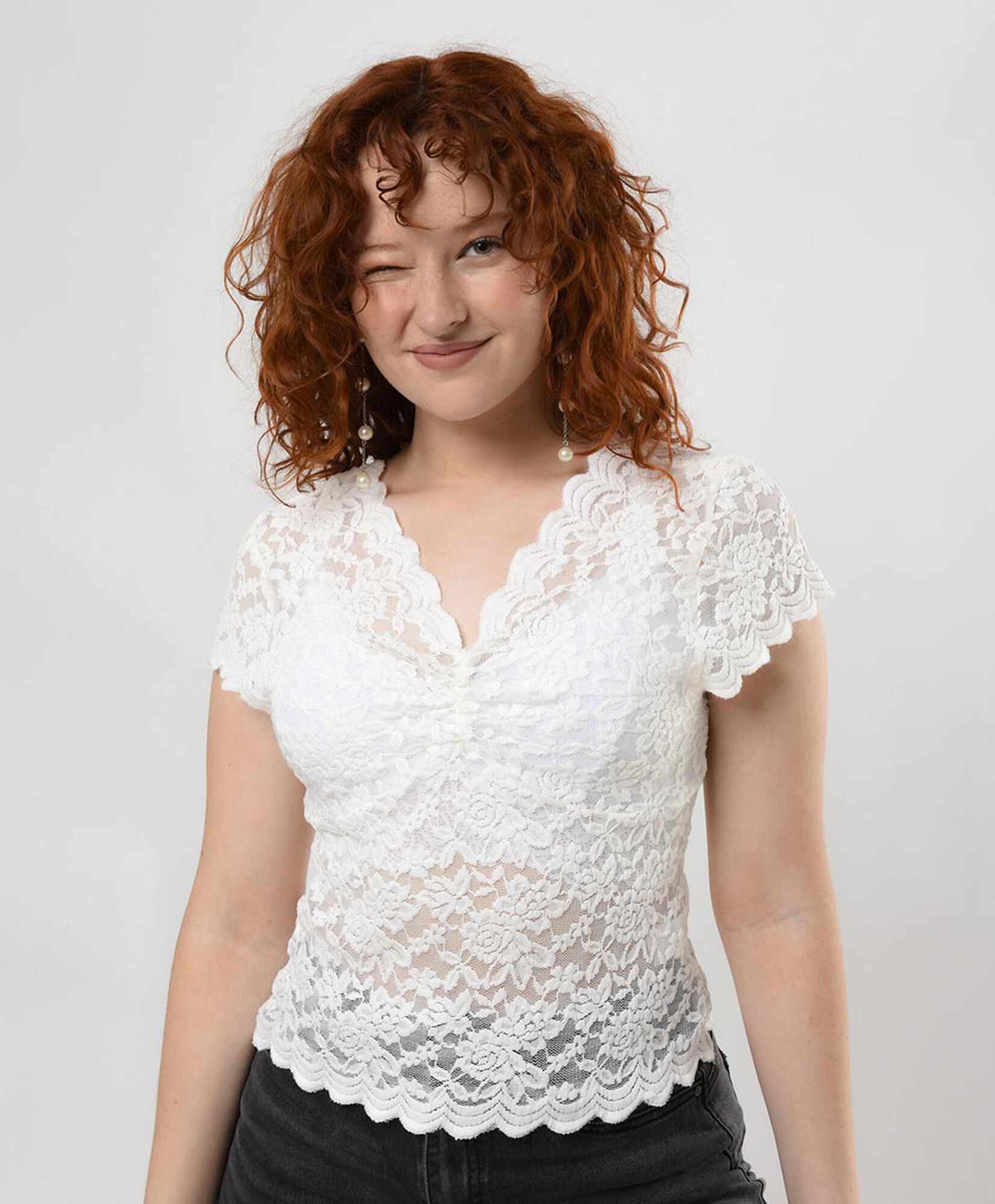 Polera mujer full encaje blanca Polera mujer full encaje blanca