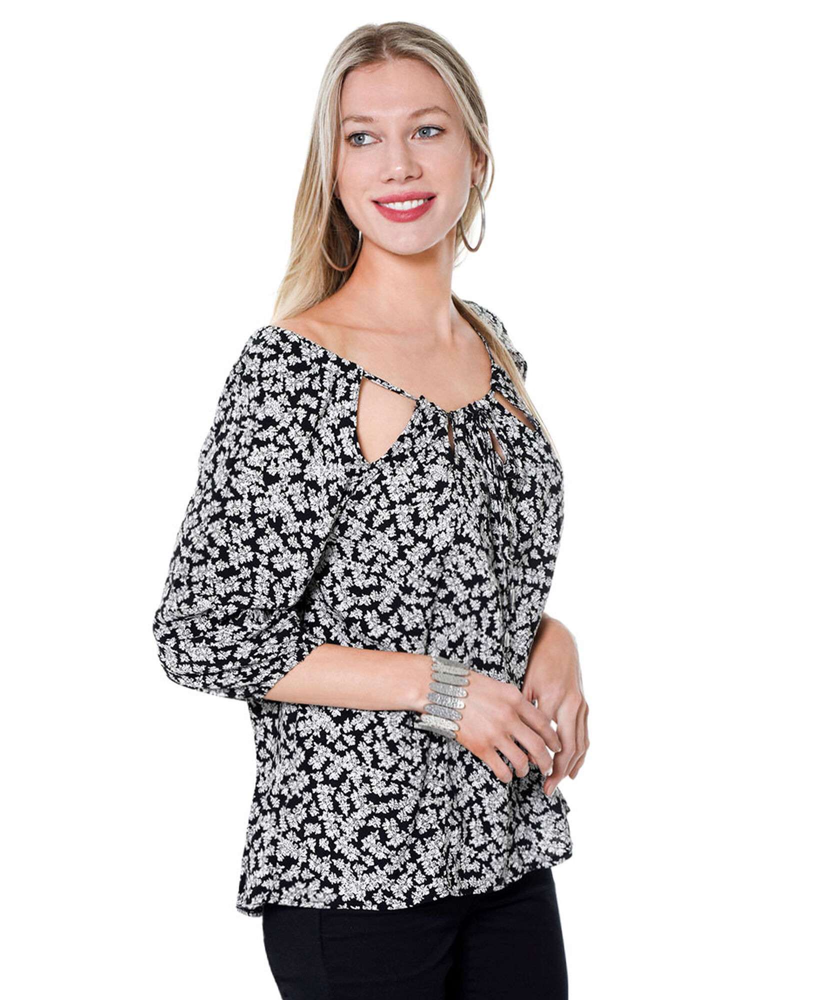 Blusa cuello fantasia Blusa cuello fantasia