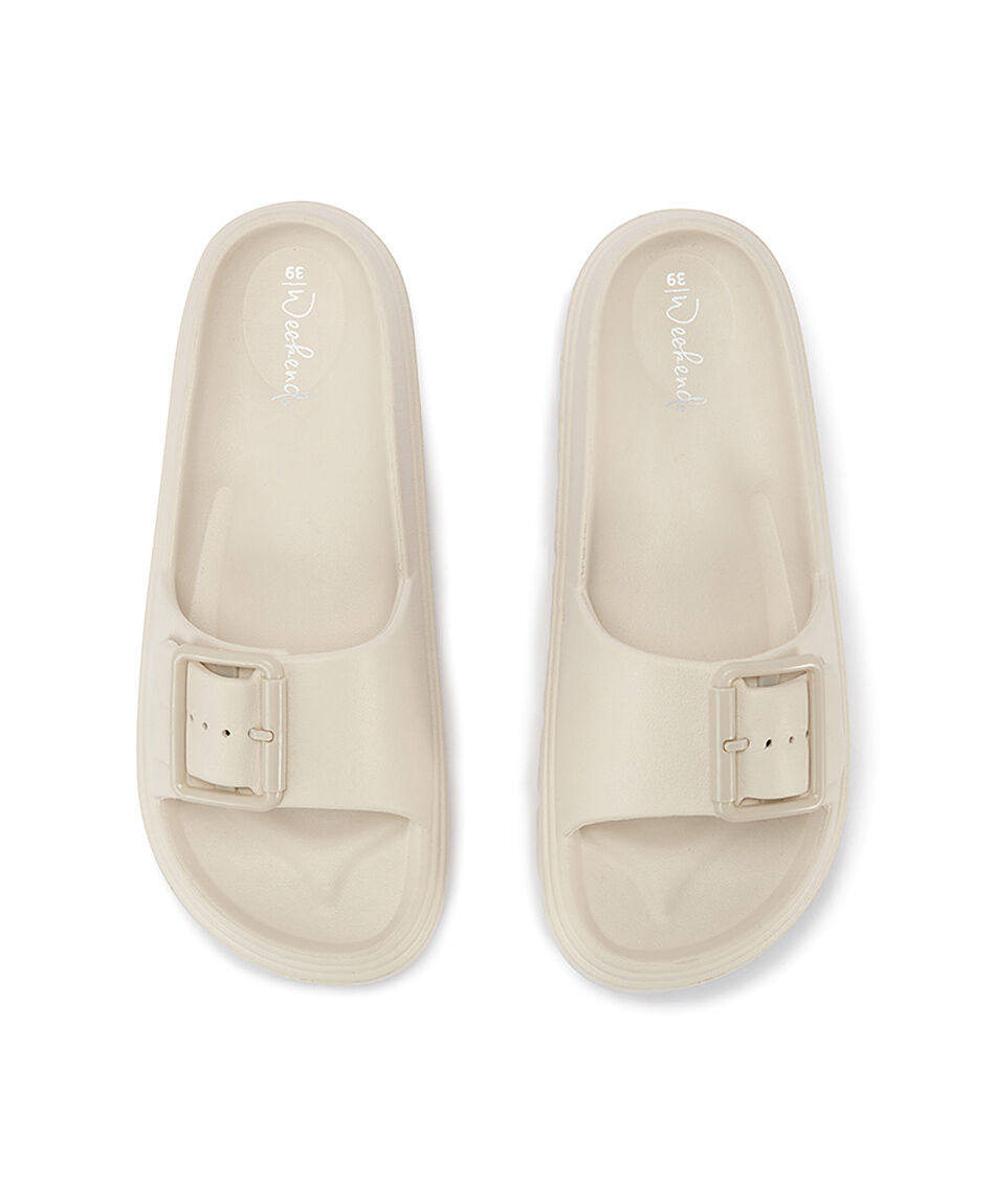 Sandalia mujer hebilla beige