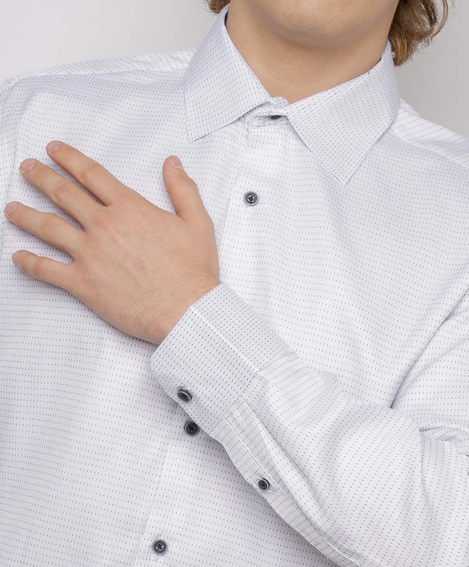 Camisa hombre blanca puntitos