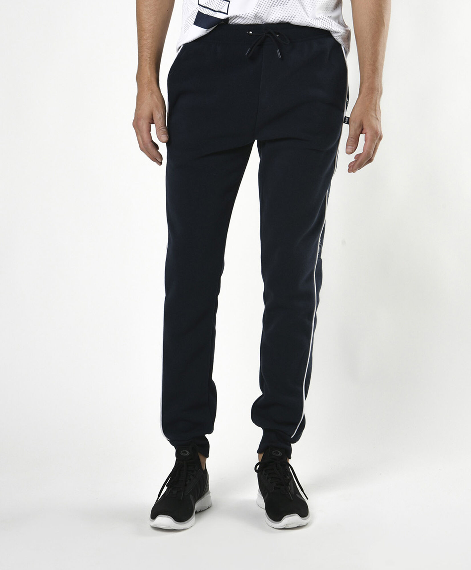 Pantalón deportivo hombre línea lateral Pantalón deportivo hombre línea lateral