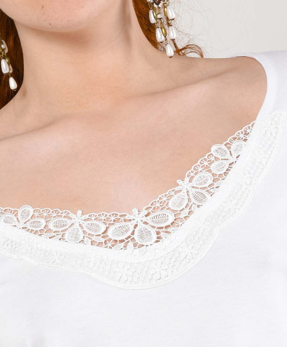 Polera mujer encaje en cuello