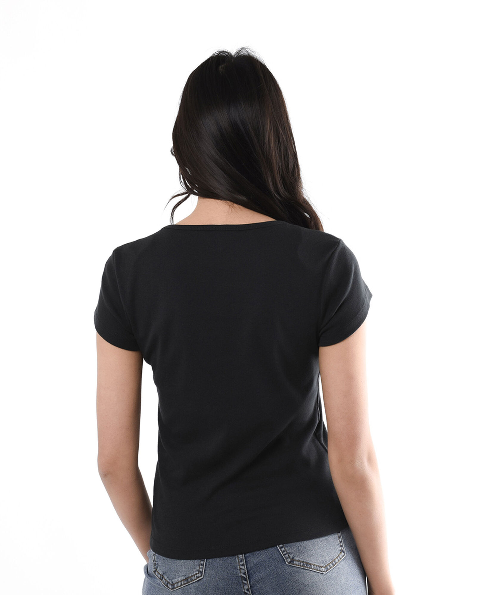 Polera mujer mariposa bordada Polera mujer mariposa bordada