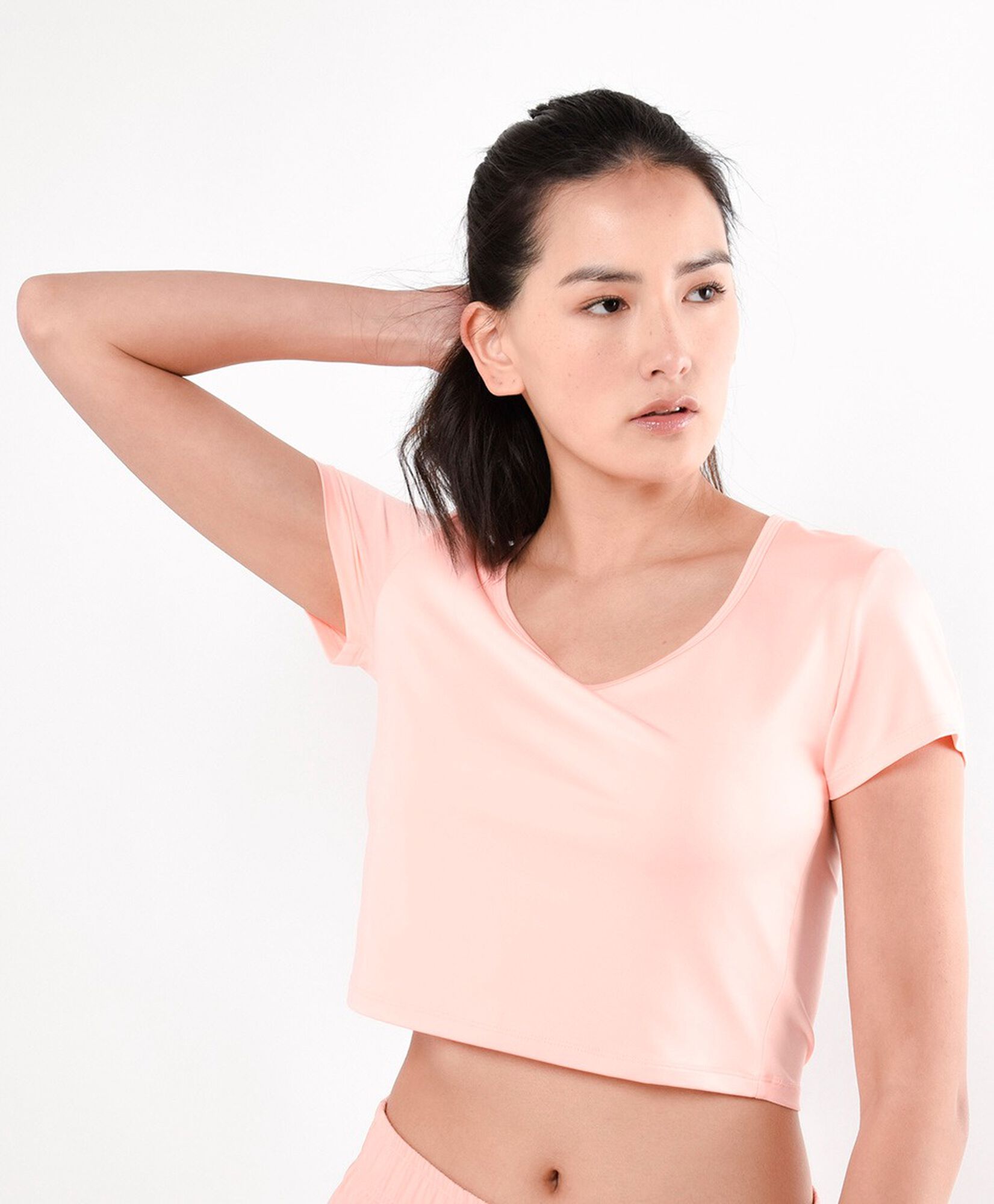 Polera deportiva mujer crop Polera deportiva mujer crop