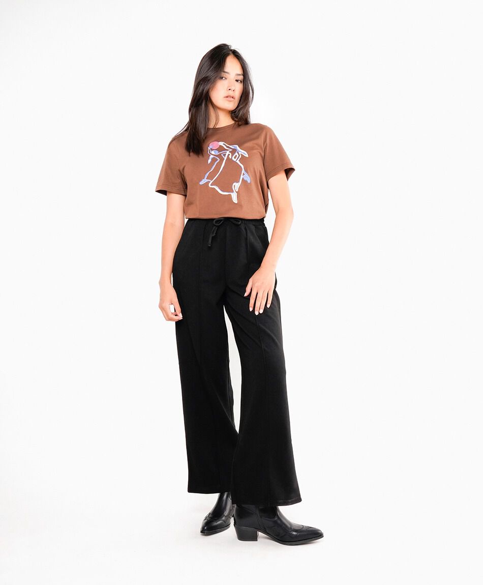 Pantal&oacute;n mujer negro bota ancha