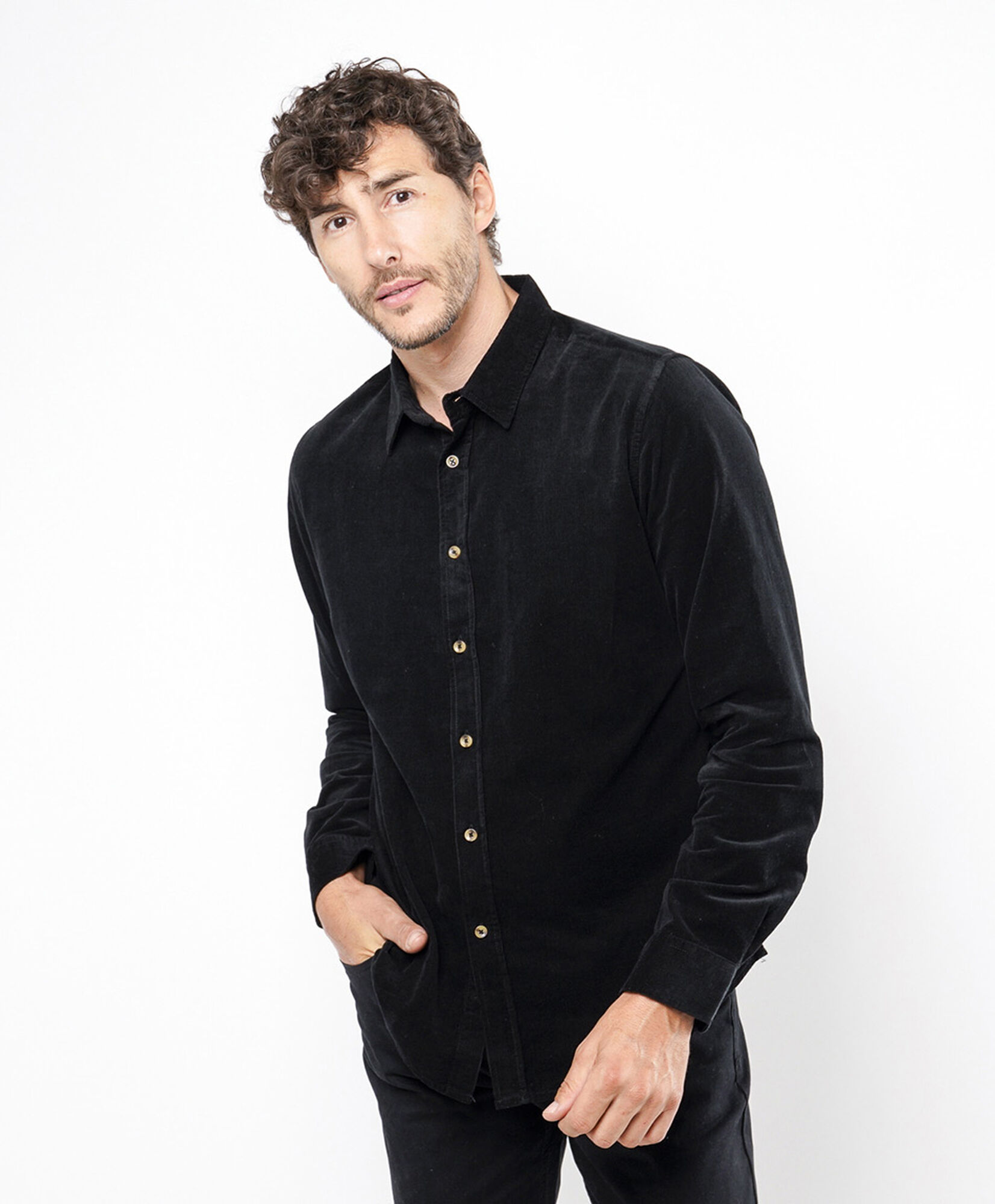 Camisa hombre corderoy negra Camisa hombre corderoy negra