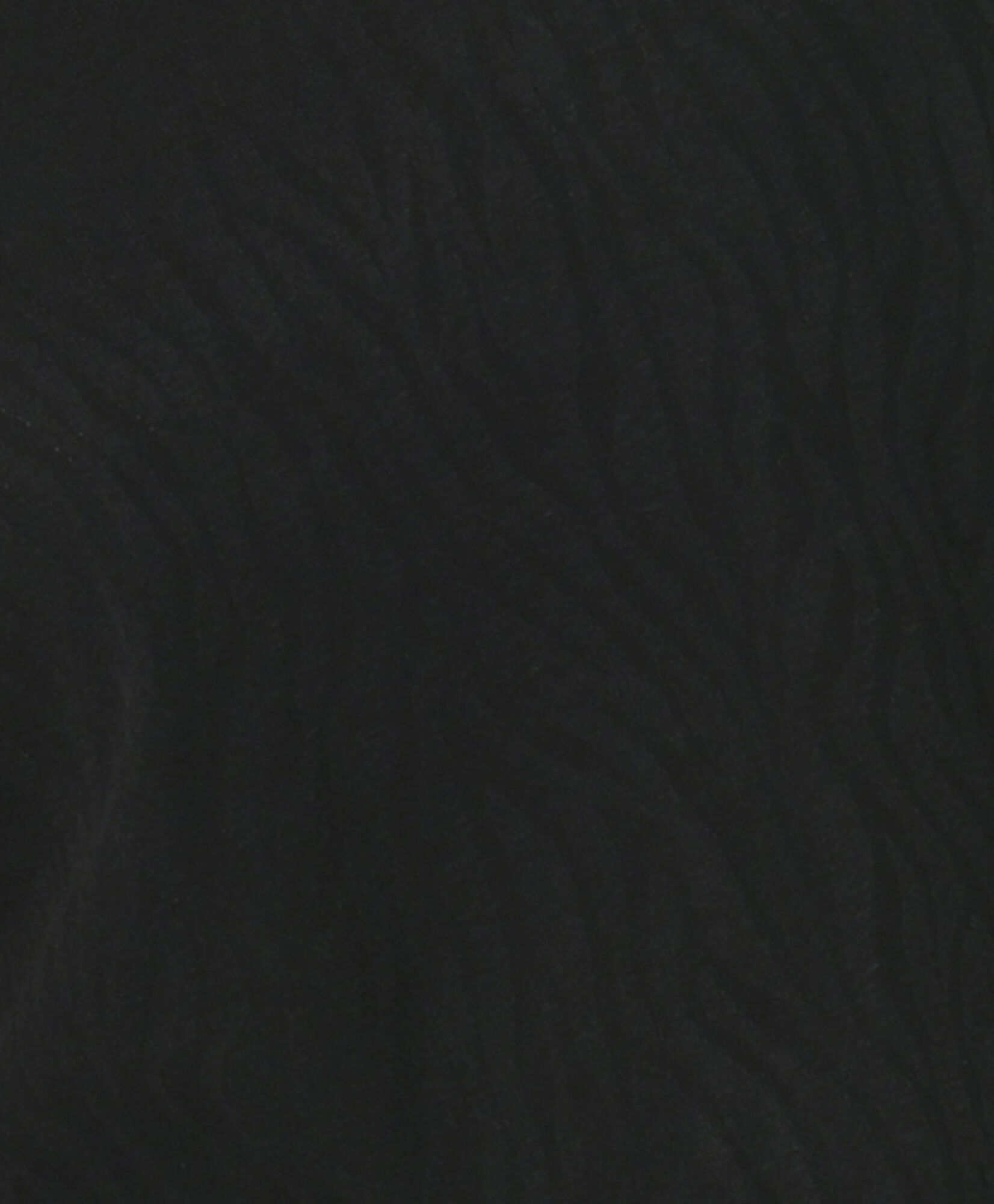 Polera mujer textura animal print negra Polera mujer textura animal print negra