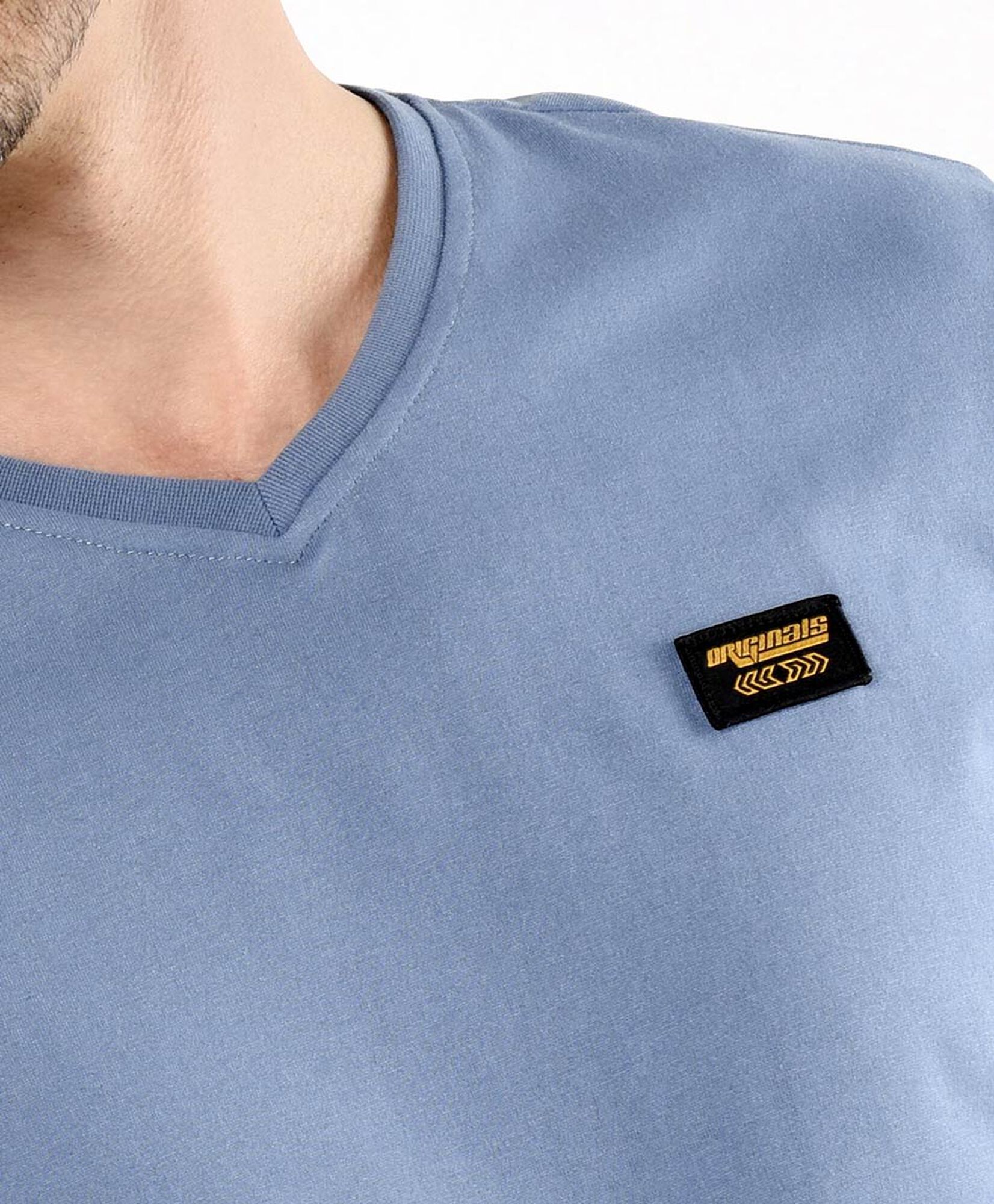 Polera hombre lisa mini logo colores Polera hombre lisa mini logo colores