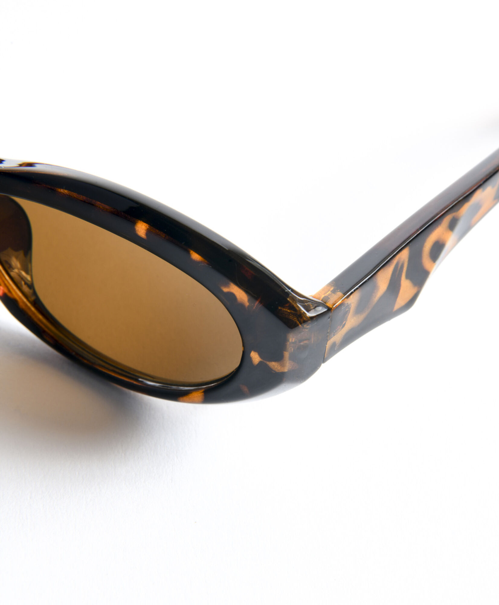 Lente mujer animal print ovalado Lente mujer animal print ovalado