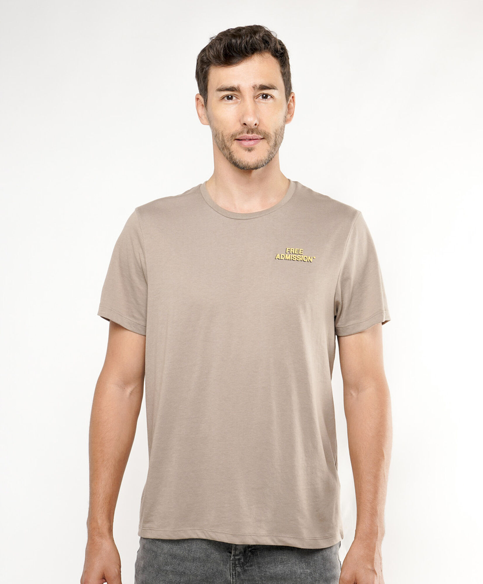 Polera hombre doble estampado beige Polera hombre doble estampado beige