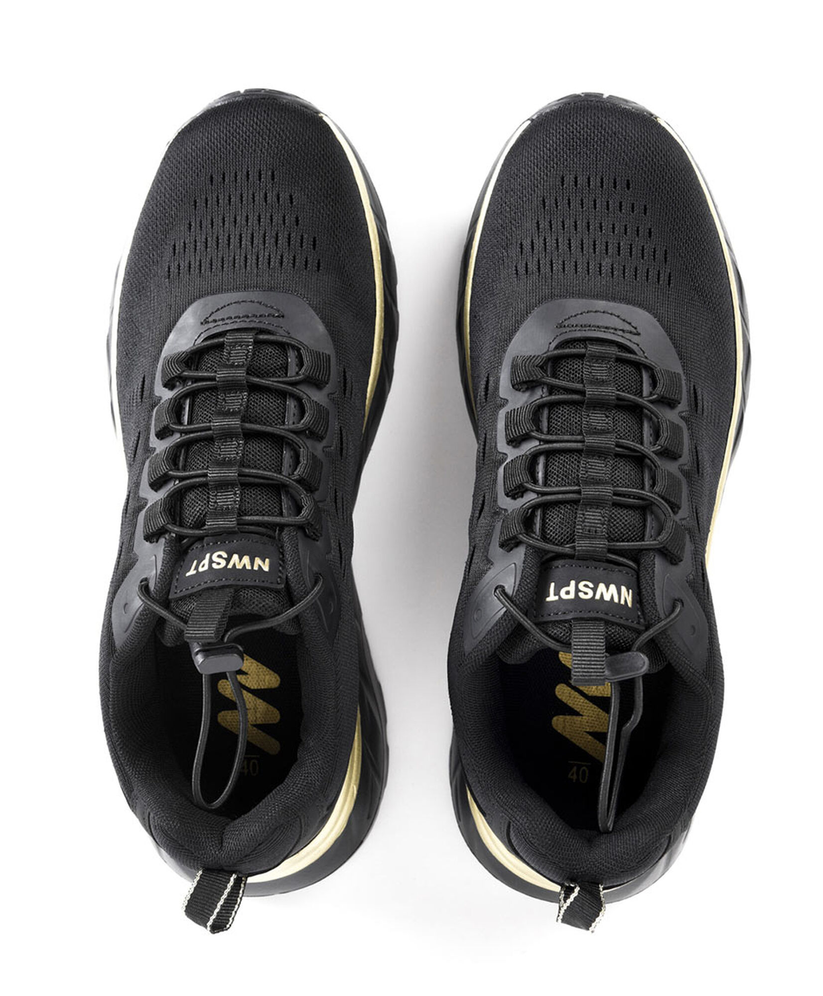 Zapatilla mujer plataforma línea dorada Zapatilla mujer plataforma línea dorada