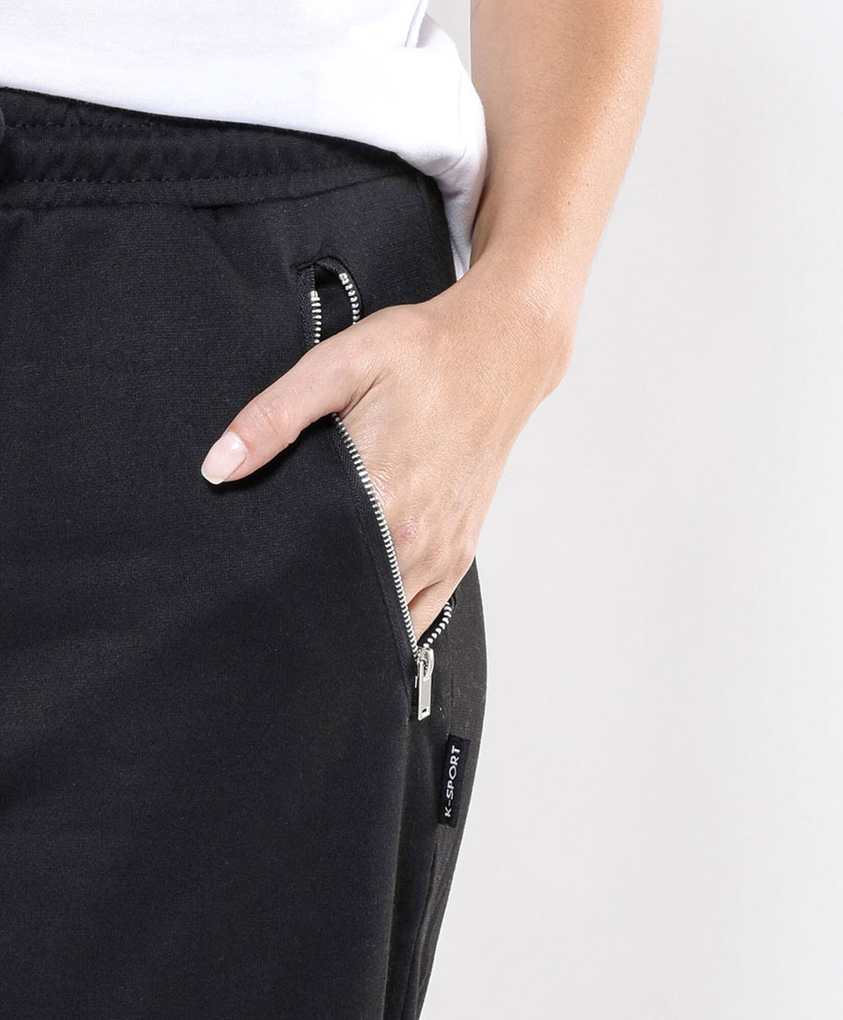 Pantalón de buzo mujer bolsillos con cierre Pantalón de buzo mujer bolsillos con cierre