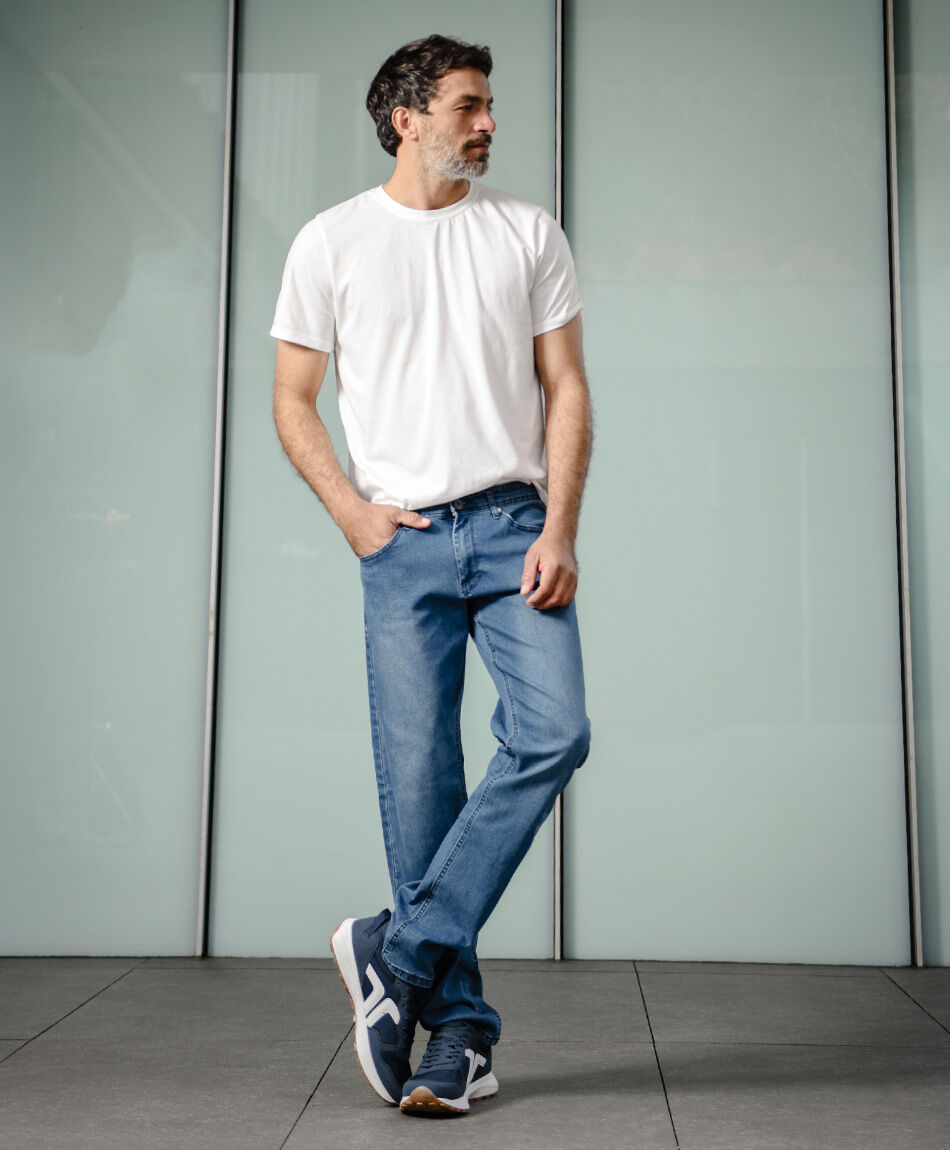 Jeans hombre cl&aacute;sico straight