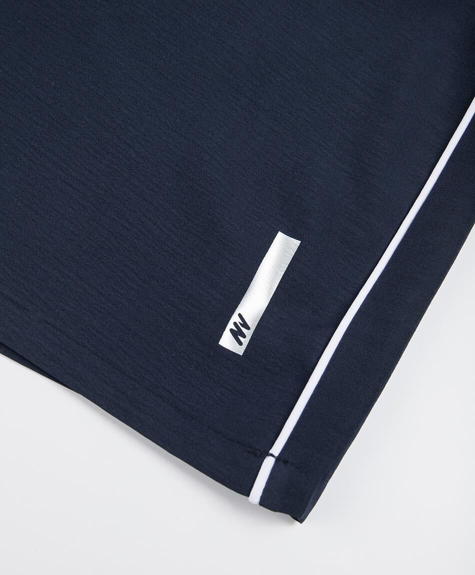 Short deportivo hombre navy l&iacute;neas