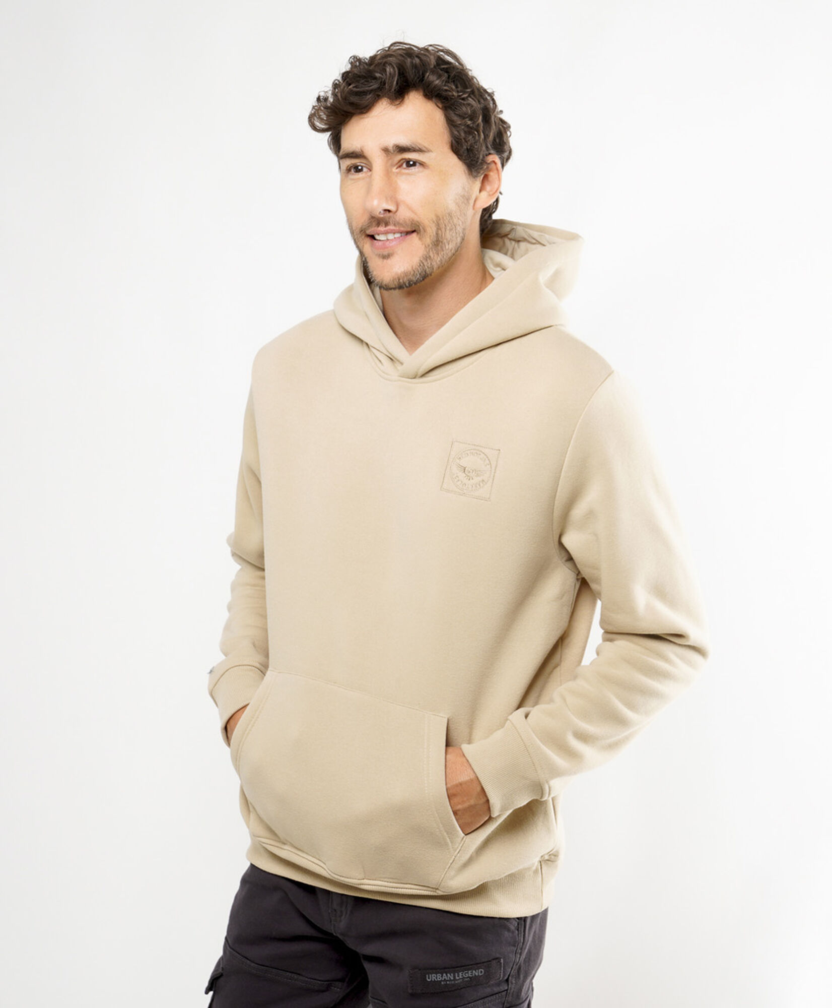 Polerón hombre bordado gorro Polerón hombre bordado gorro