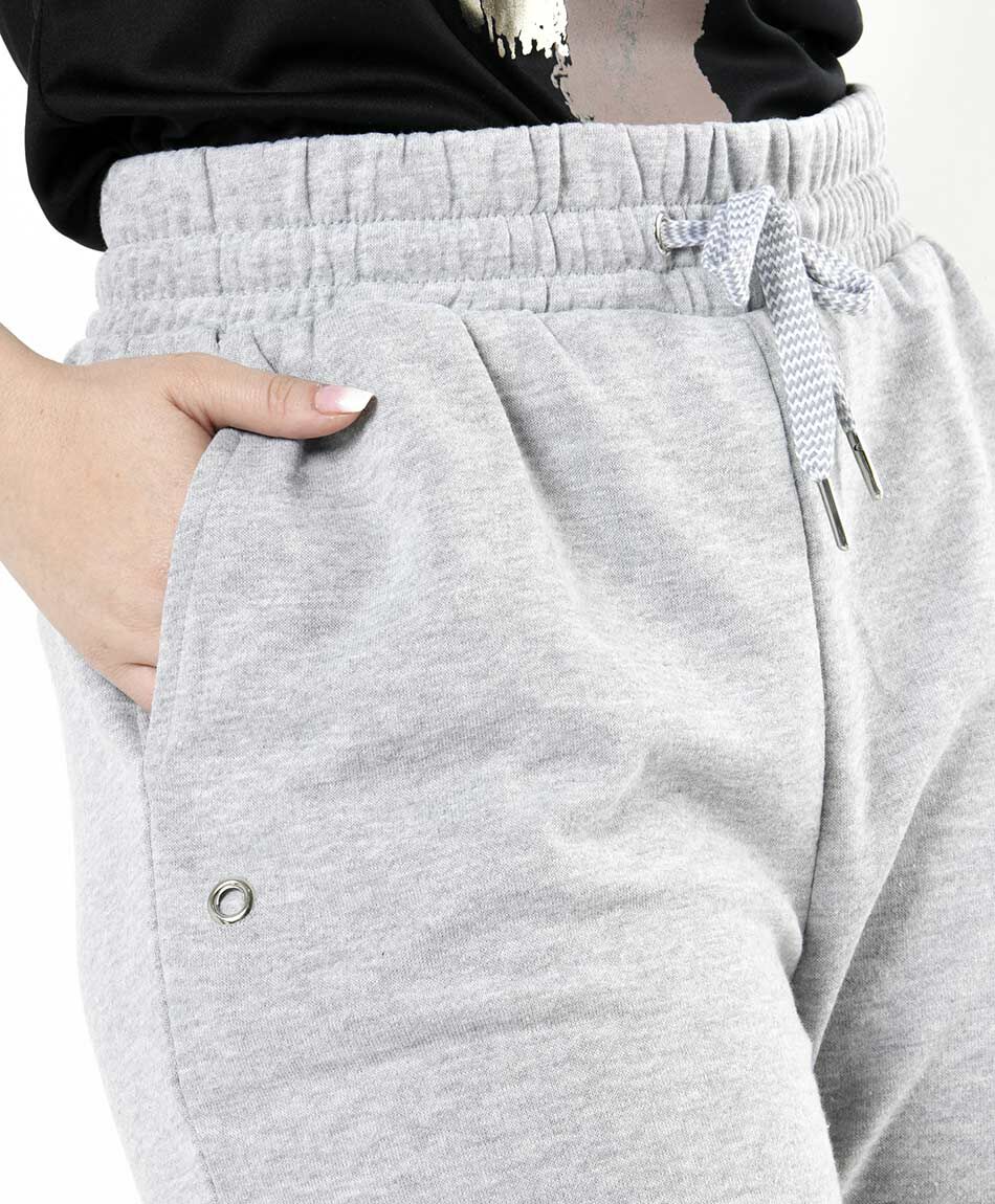 Pantal&oacute;n de buzo mujer liso gris claro
