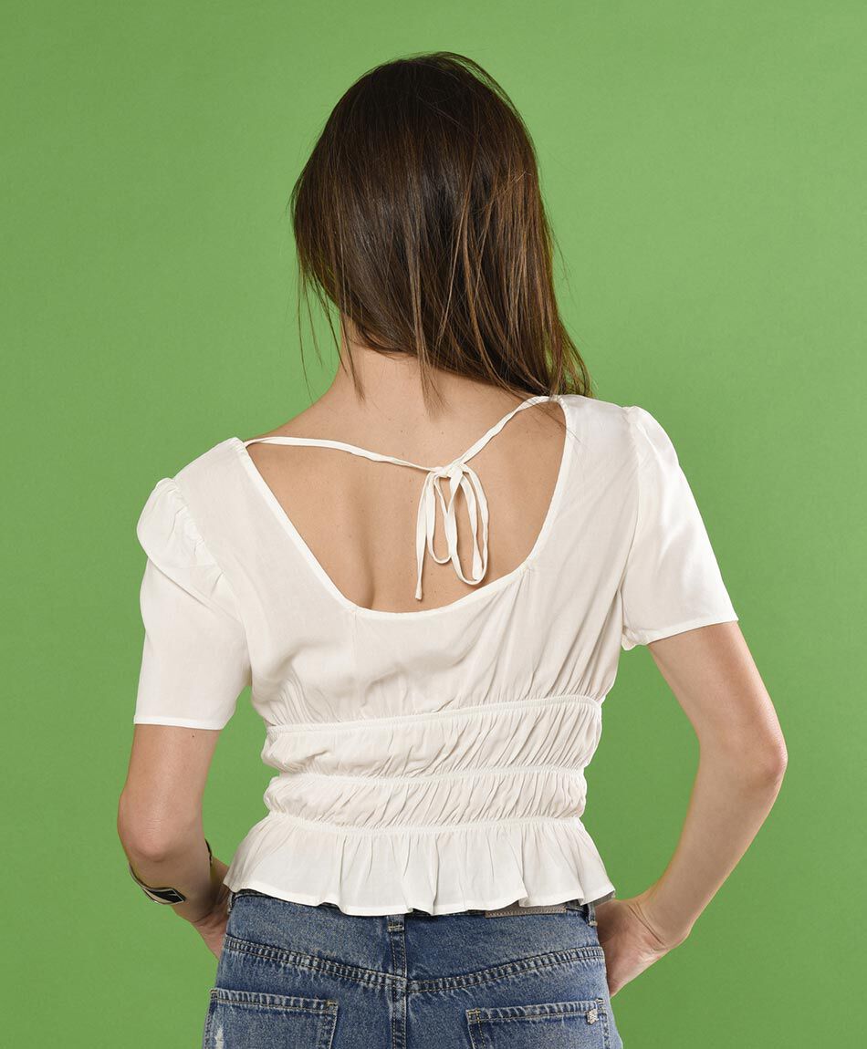 Blusa crop manga corta