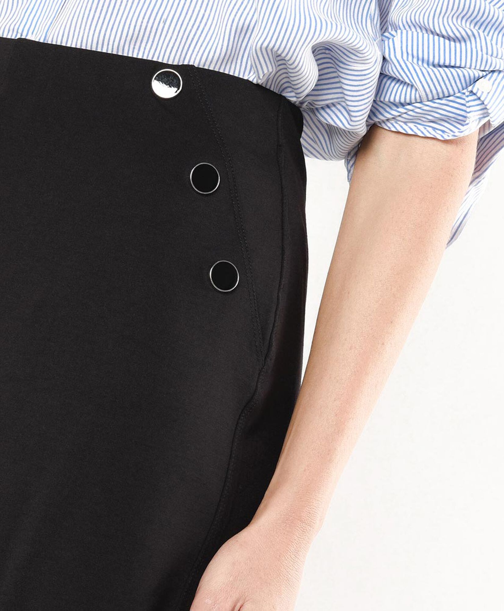 Pantalón mujer botones wide Pantalón mujer botones wide