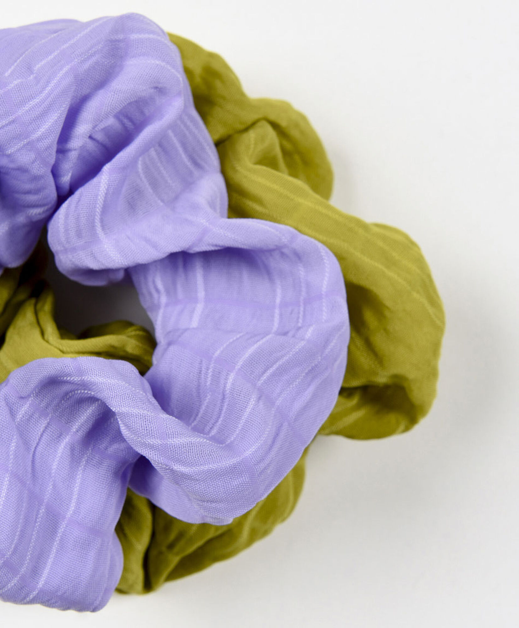 Set 2 scrunchies mujer colores Set 2 scrunchies mujer colores
