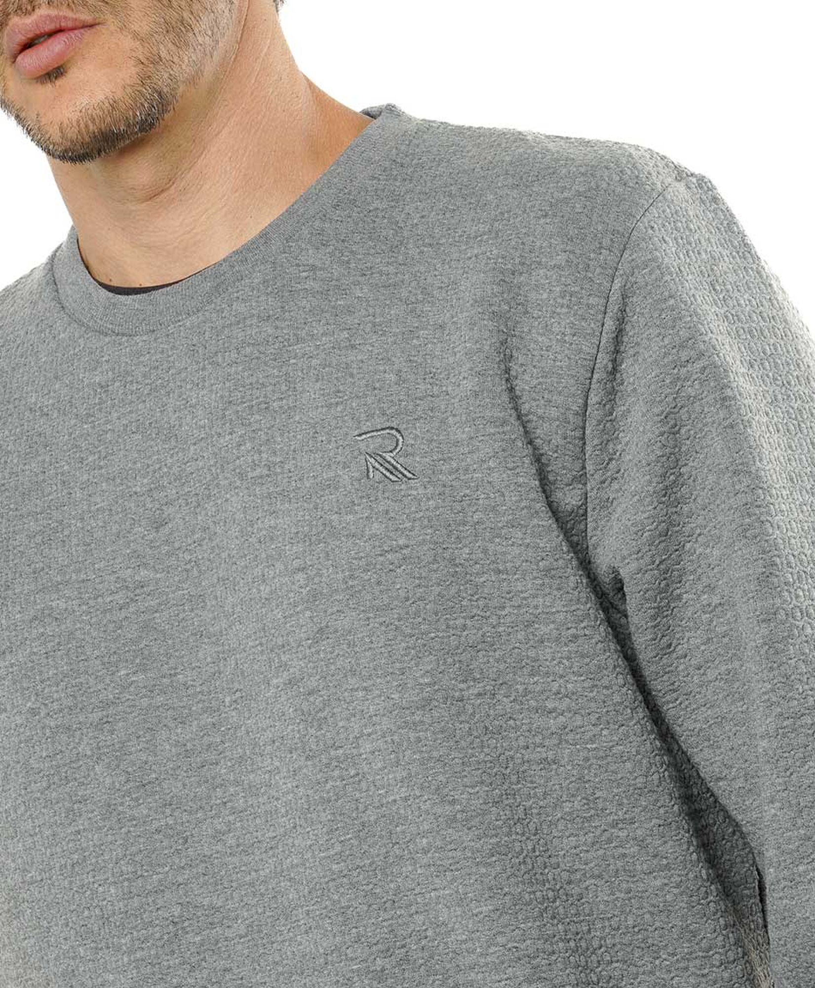 Polerón hombre básico liso gris Polerón hombre básico liso gris
