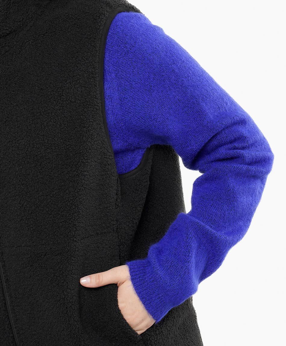 Polar mujer entallado sin mangas negro