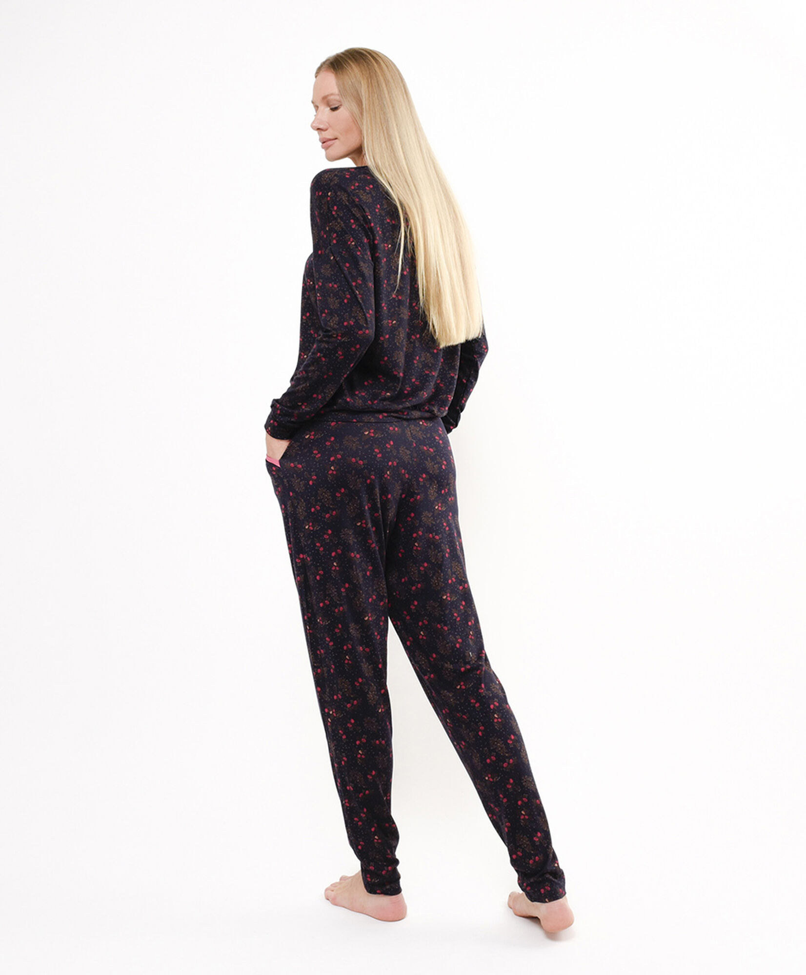 Pijama mujer bolsillos floreado Pijama mujer bolsillos floreado