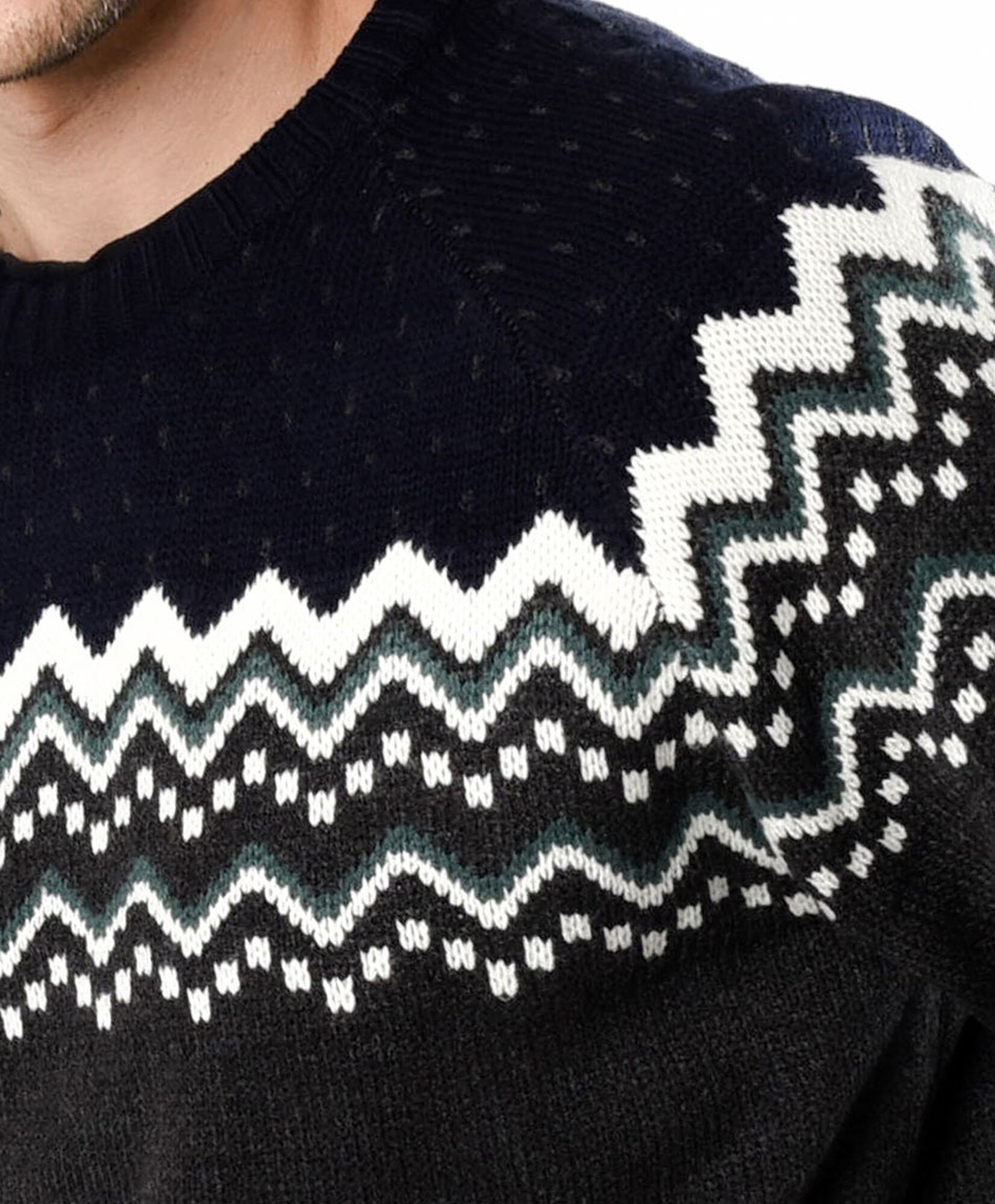 Sweater hombre jacquard líneas negro Sweater hombre jacquard líneas negro