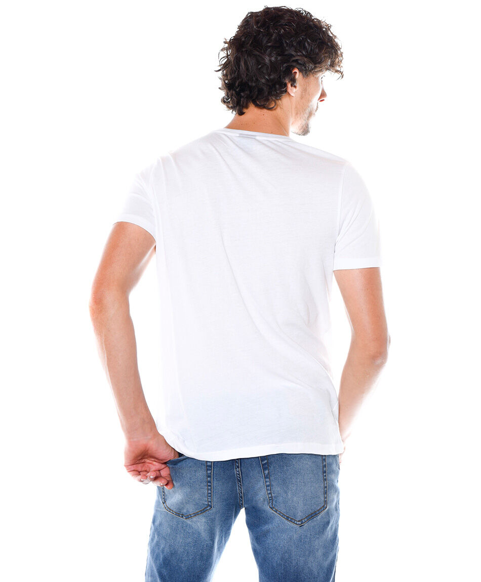 Polera estampada cuello redondo